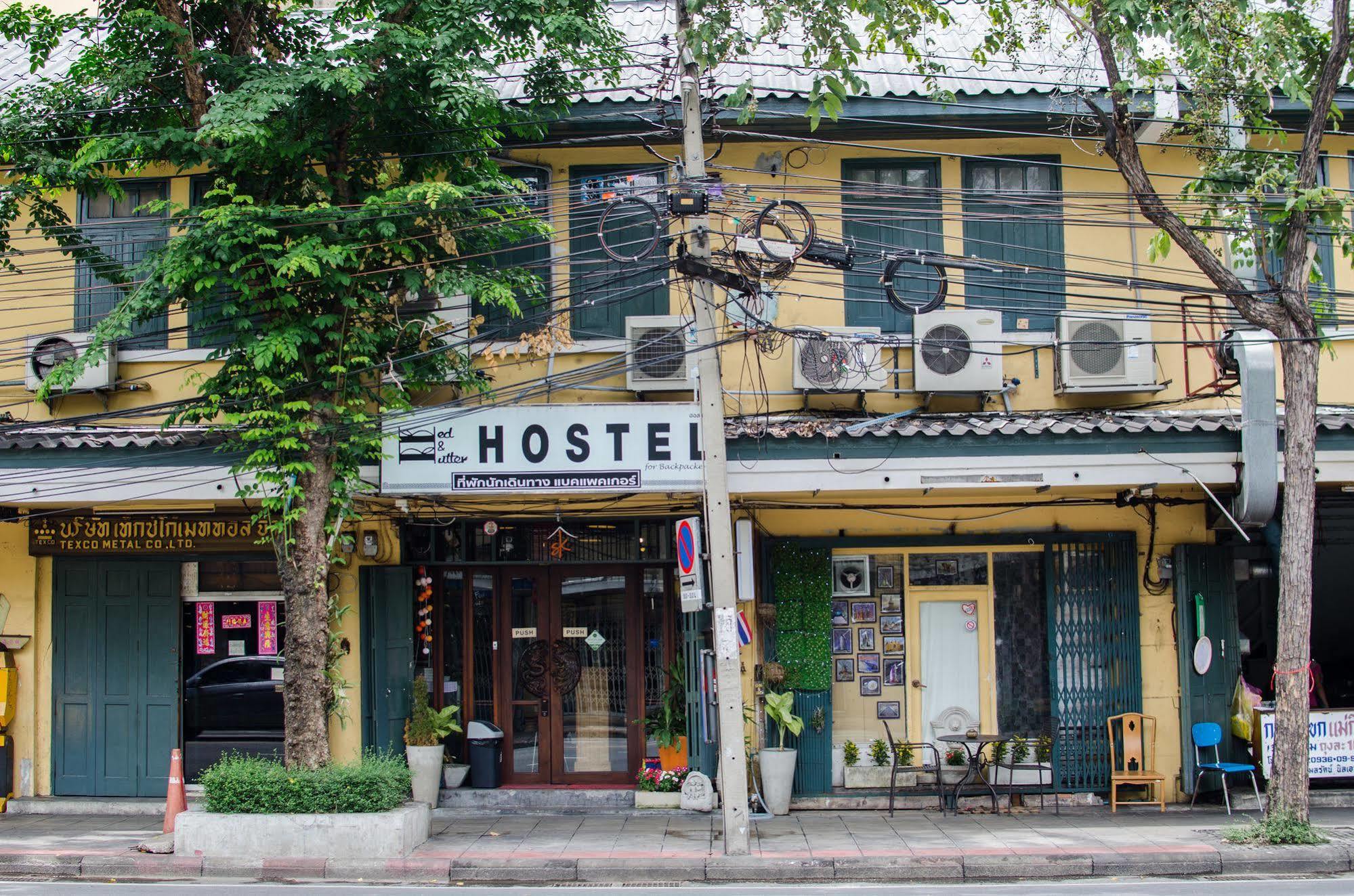 Bed And Butler Hostel Bangkok Exterior photo